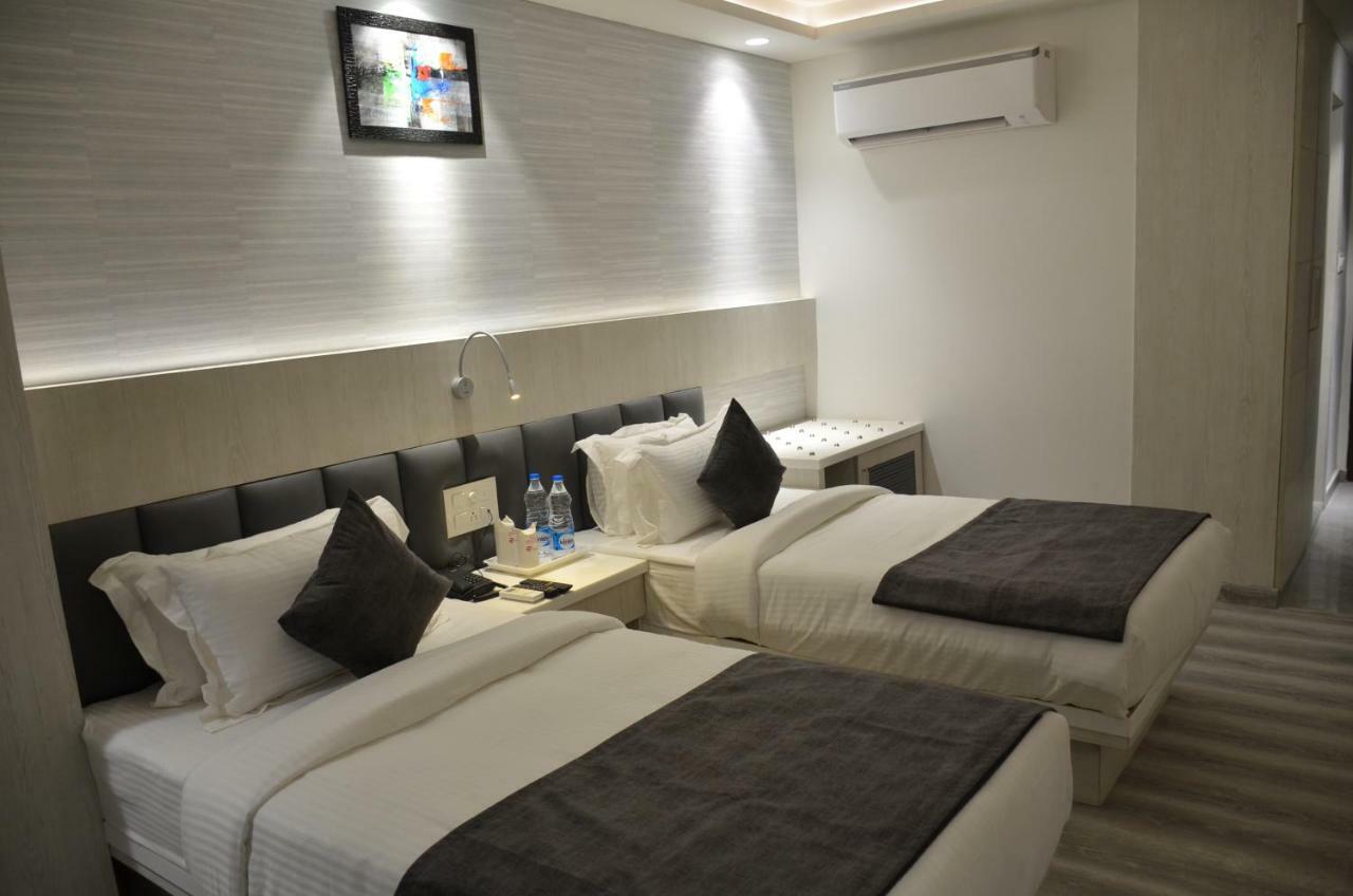Hotel Radiance Bareilly Exterior foto