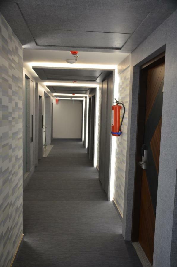 Hotel Radiance Bareilly Exterior foto